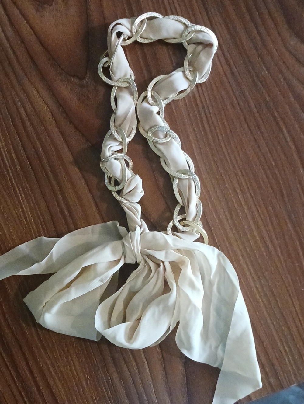 Source Unknown Cream Scarf Necklace with Gold Links